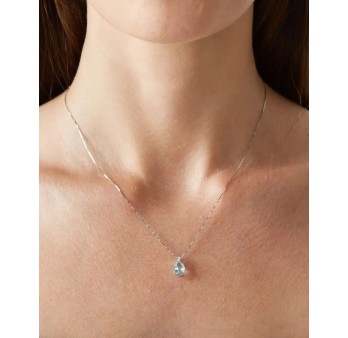 Lux collana in oro bianco 18KT con pendente ovale di acquamarina e diamanti