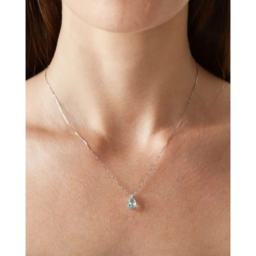 Lux collana in oro bianco 18KT con pendente ovale di acquamarina e diamanti