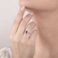 Anello MIRCO VISCONTI con Rubino Ovale e Diamanti in Oro Bianco Anello MIRCO VISCONTI con Rubino Ovale e Diamanti in Oro Bianco