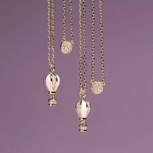 Collana corta in argento 925‰ con pendente a forma di mongolfiera